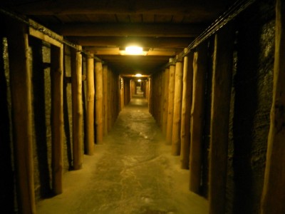 201205211357-Wieliczka_Salt_Mine-DSCN0138.jpg