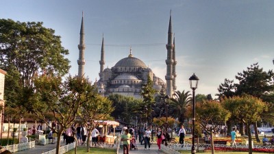 201506111931-00031-IMG-BlueMosque.jpg