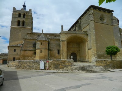 201606121444-00303-DSCN4608_Basilica_near_Fromista.jpg